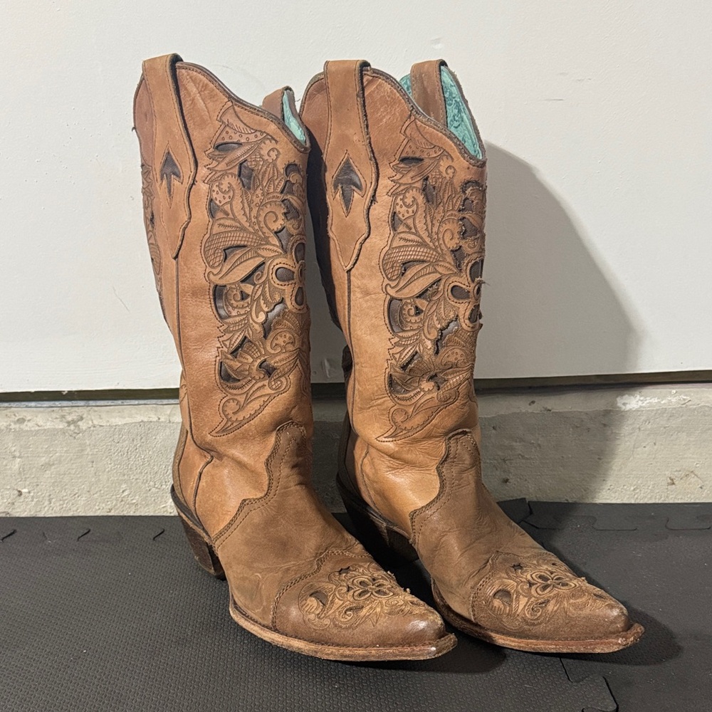 Embroidered Tan Leather Heeled Boots